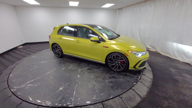 2022 – Volkswagen – Golf GTI
