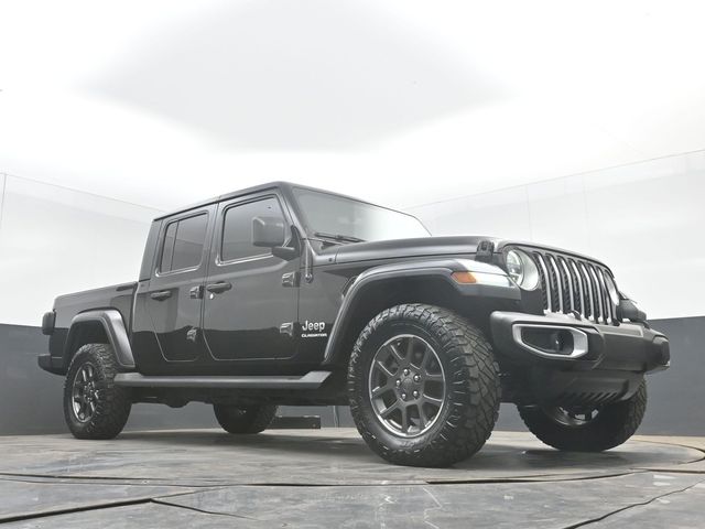Used 2020 Black Jeep Overland image 40