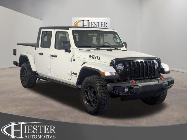 Bright White Clearcoat 2023 Jeep Gladiator Pickup Truck Four-Wheel Drive 8-Speed Automatic