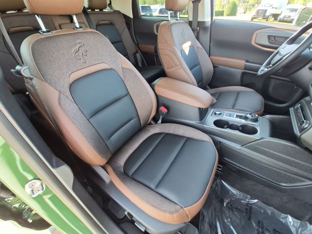 Used 2025 Green Ford Outer Banks image 34
