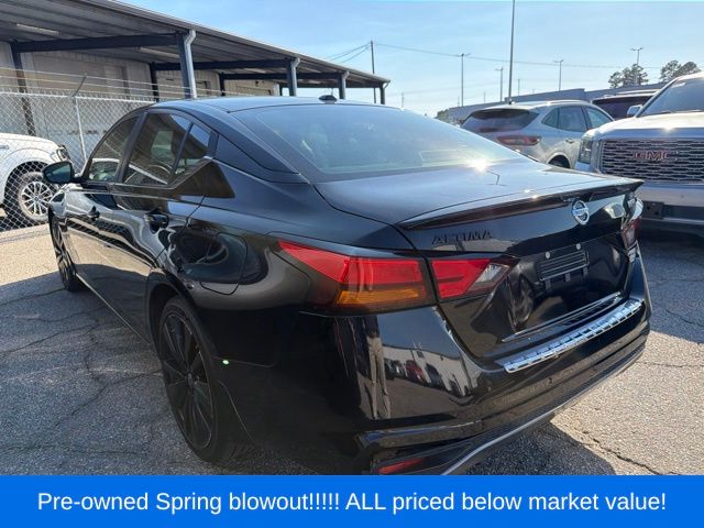 Used 2022 Black Nissan 2.5 SR image 5