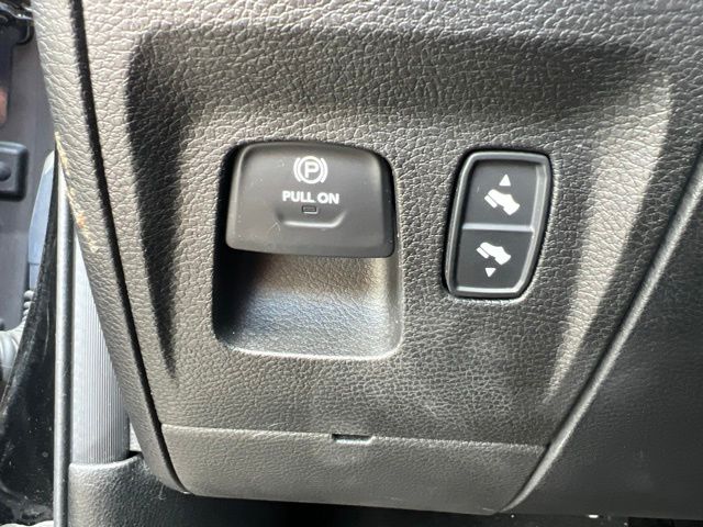 2019 Ram 1500 Big Horn/Lone Star - Diamond Black exterior view 15