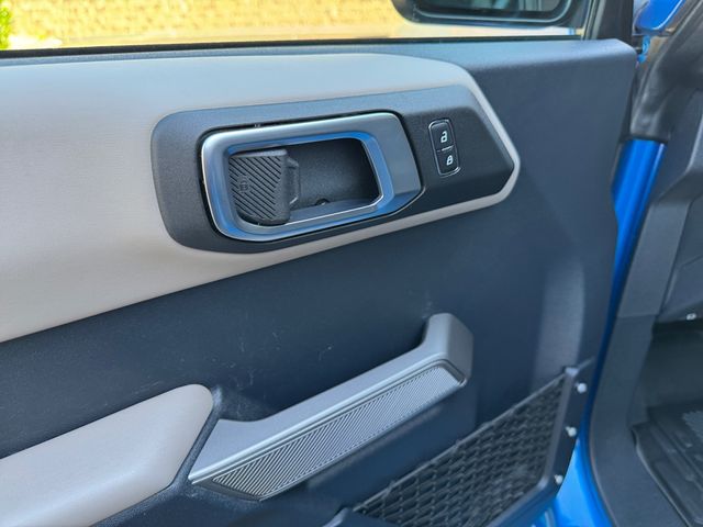 Used 2023 Blue Ford Wildtrak image 11