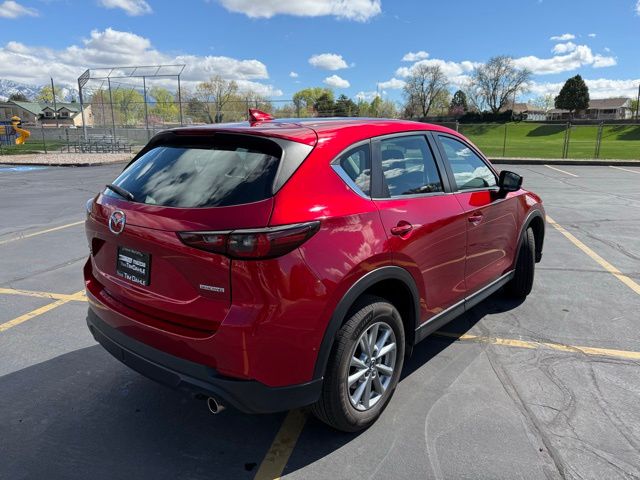 View vehicle photo 7