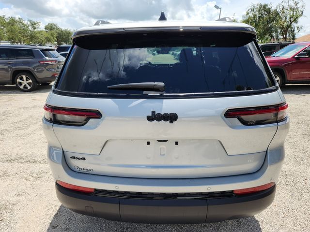 New 2025 Silver Jeep Altitude X image 20