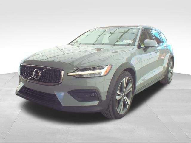 YV4L12WK7S2145247