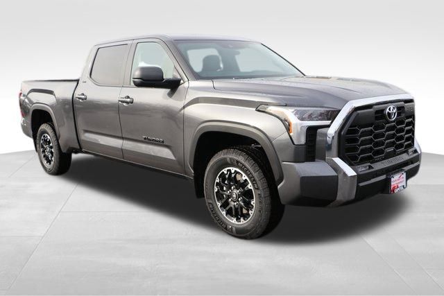 2025 Toyota Tundra SR5 16