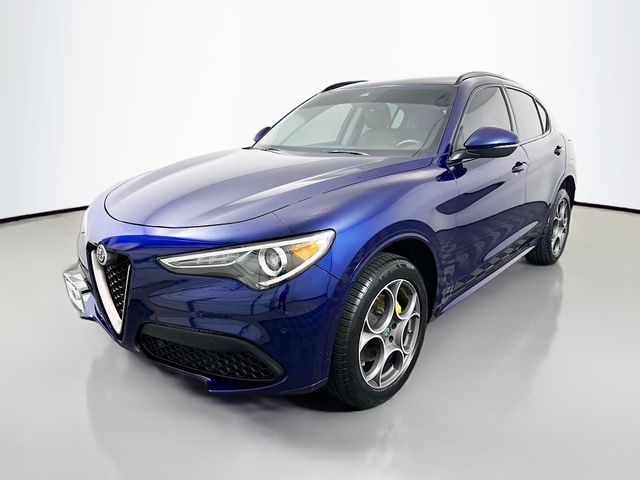 Thumbnail: 2020 Alfa Romeo Stelvio - 1