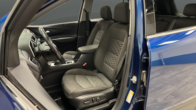 Used 2019 Pacific Blue Metallic Chevrolet LT image 9