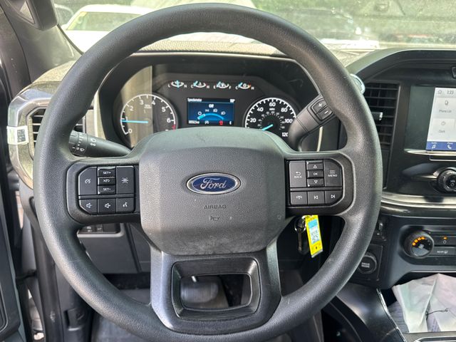 Used 2022 White Ford XL image 17