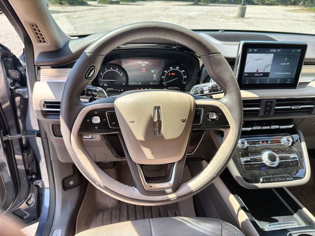 Used 2022 Blue Lincoln Standard image 14