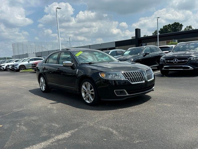 Tuxedo Black Metallic 2010 Lincoln MKZ Sedan Front-Wheel Drive 6-Speed Automatic