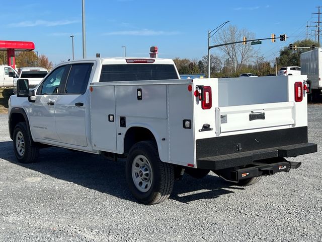 2024 GMC Sierra 3500HD Pro 4