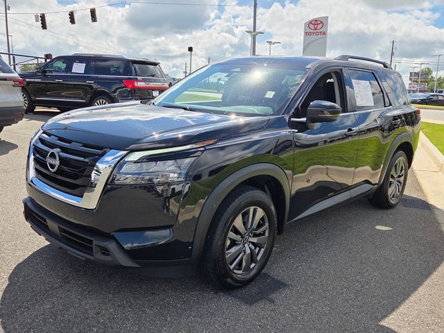 Used 2025 Nissan Pathfinder SUV