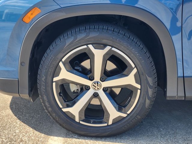 2025 Volkswagen Tiguan 2.0T SE - 9