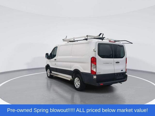 Used 2021 White Ford XL image 6