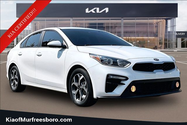 2021 Kia Forte Blanco (Snow White Pearl) Sedán Tracción delantera Transmisión variable continua