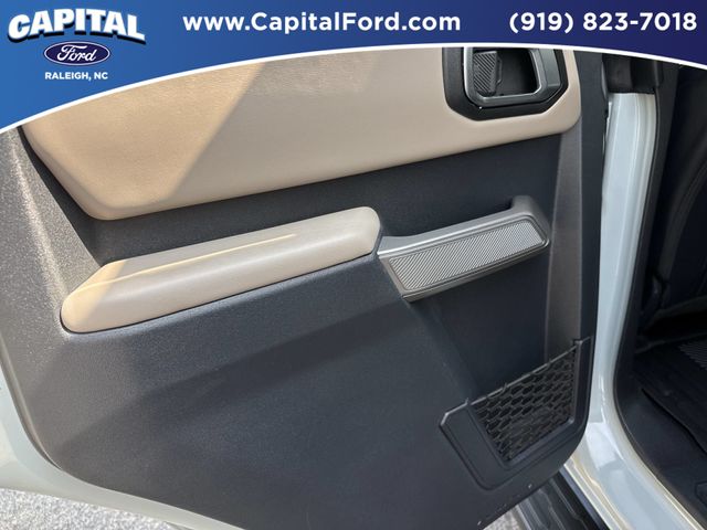 Used 2023 Gray Ford Wildtrak image 17