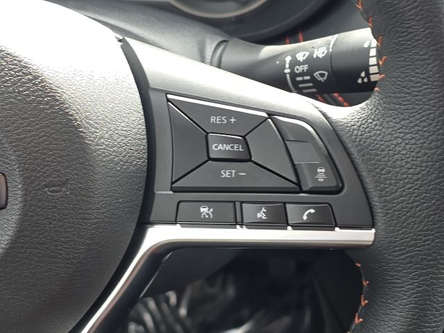 2025 Nissan Versa 1.6 SR:B02146