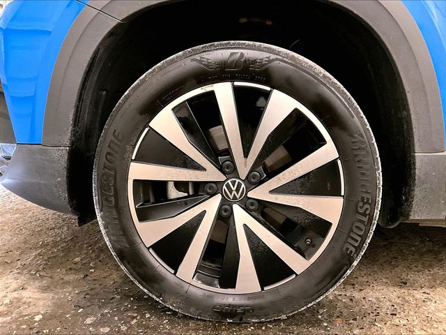 2022 Volkswagen Taos 1.5T SE  at Subaru and VW of Moon Township