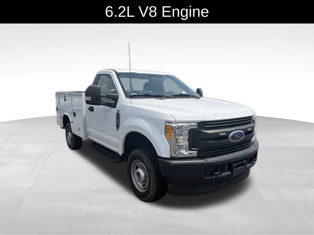  2017 Ford F-350 Super Duty XL LB 4WD   