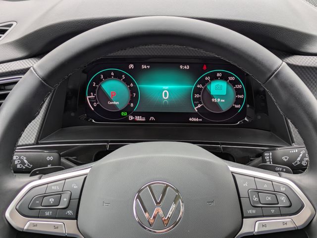 2025 Volkswagen Atlas 2.0T Peak Edition Green at Matthews Motors of Wilmington