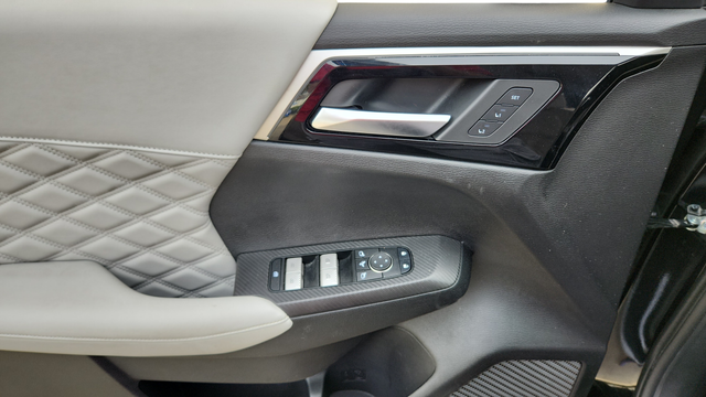 2024 Mitsubishi Outlander PHEV