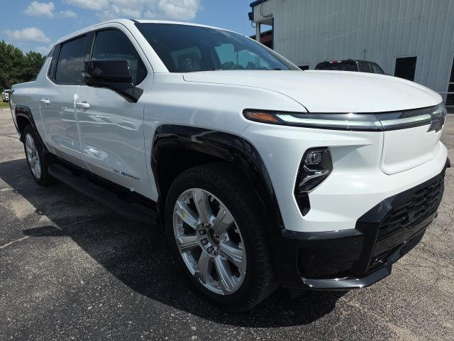 Summit White 2026 Chevrolet Silverado EV Pickup Truck All-Wheel Drive 1-Speed Automatic