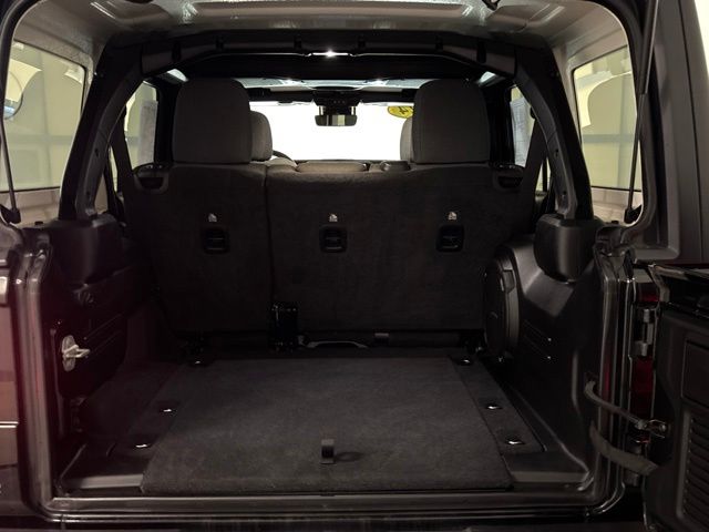 Used 2024 Jeep Wrangler SUV