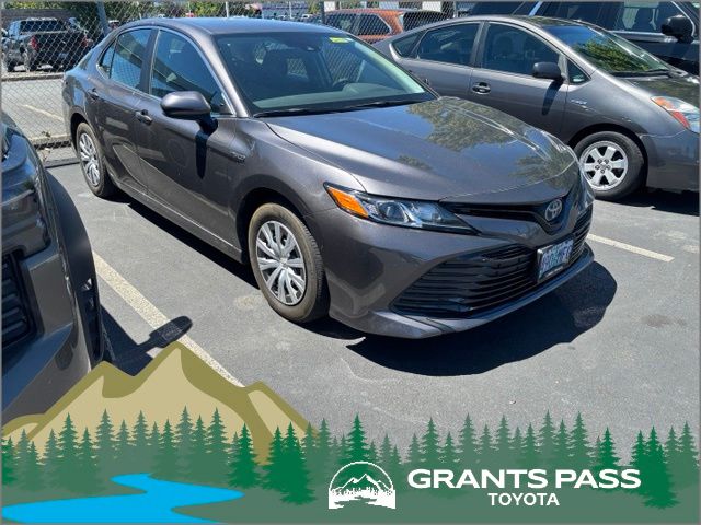 2020 Toyota Camry Hybrid LE FWD