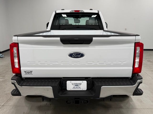 2025 Ford F-350SD XL photo