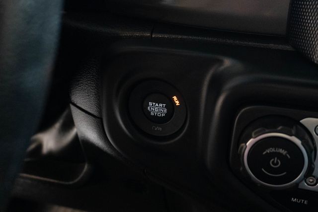 Used 2023 Jeep Gladiator Truck