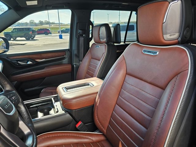 Used 2024 Black GMC Denali Ultimate image 34