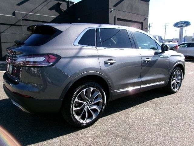 used 2022 Lincoln Nautilus car, priced at $34,889