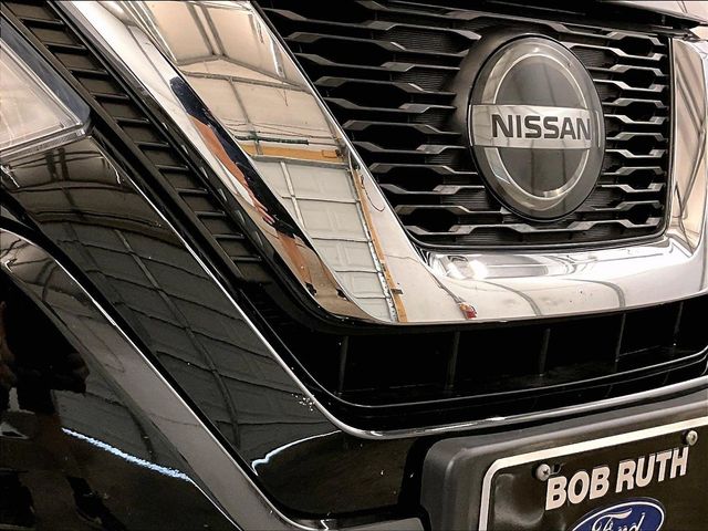 2019 Nissan Rogue SV Black at South Hills Kia