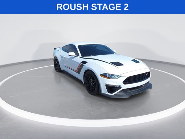Used 2022 Oxford White Ford GT Premium image 2