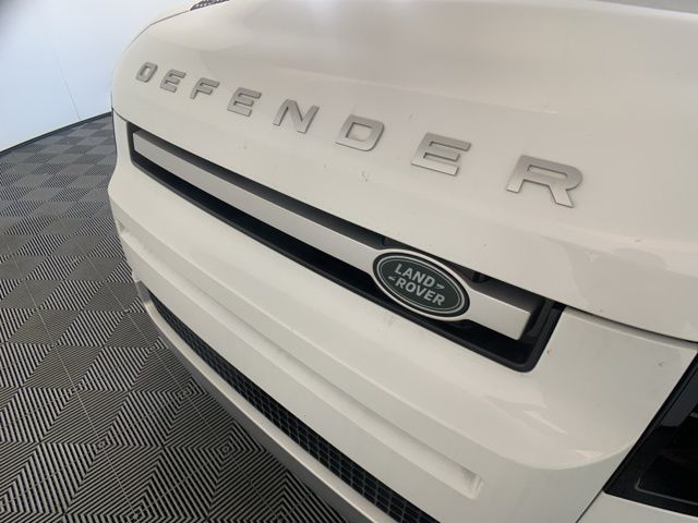 2021 Land Rover Defender 110 SE 43