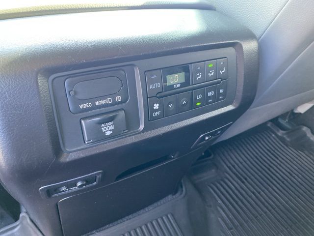 2019 Toyota Sequoia Platinum photo