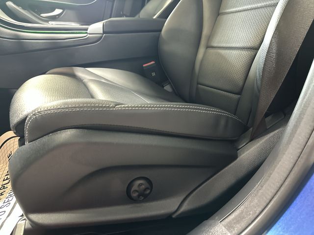 Certified Used 2023  Mercedes-Benz GLC 300 Coupe image 16