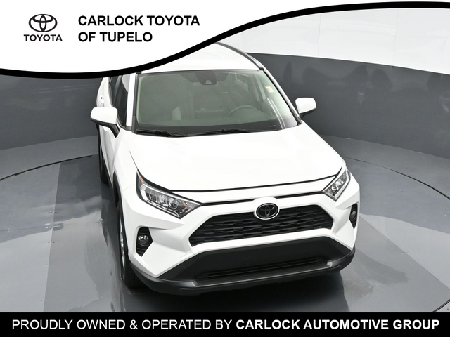 2020 Toyota RAV4 XLE 26