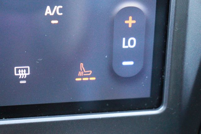 2024 Ford Edge SEL photo