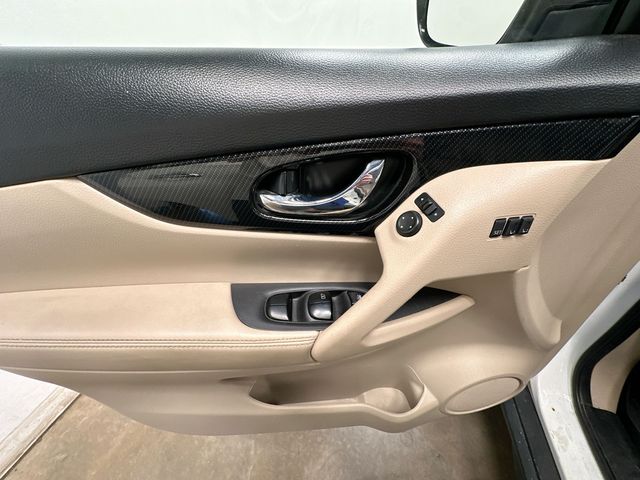 2018 Nissan Rogue SL White at John Sisson Motors