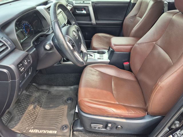 2017 Toyota 4Runner - Image 12