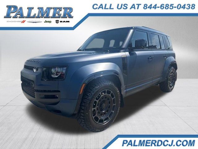 2026 Land Rover Defender 110 P635 OCTA AWD