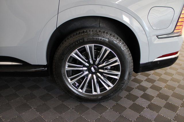 New 2026  Cadillac LUXURY image 10