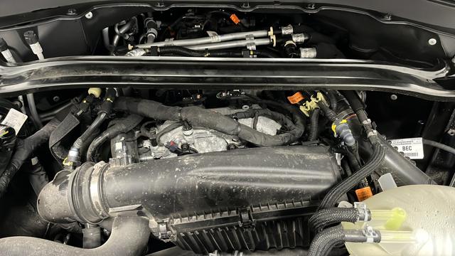 Used 2025 Carbonized Gray Metallic Ford Platinum image 29
