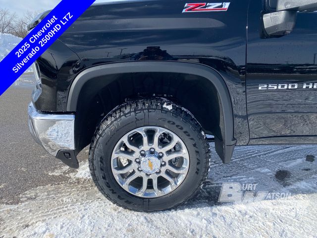 2025 Chevrolet Silverado 2500HD LTZ photo