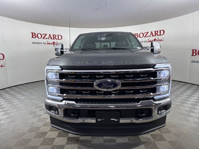 2025 Carbonized Gray Metallic Ford F-250SD Lariat 4X4 Truck