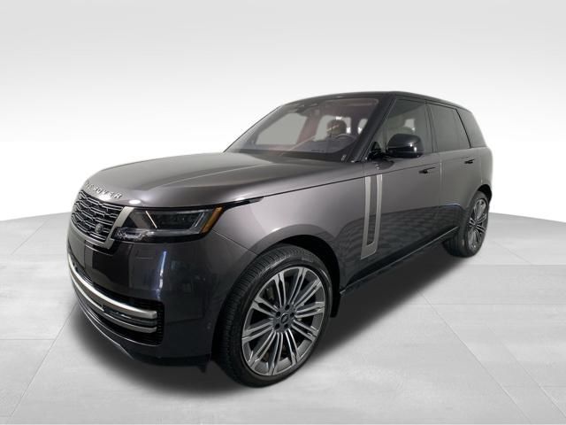 2023 Land Rover Range Rover SE 3