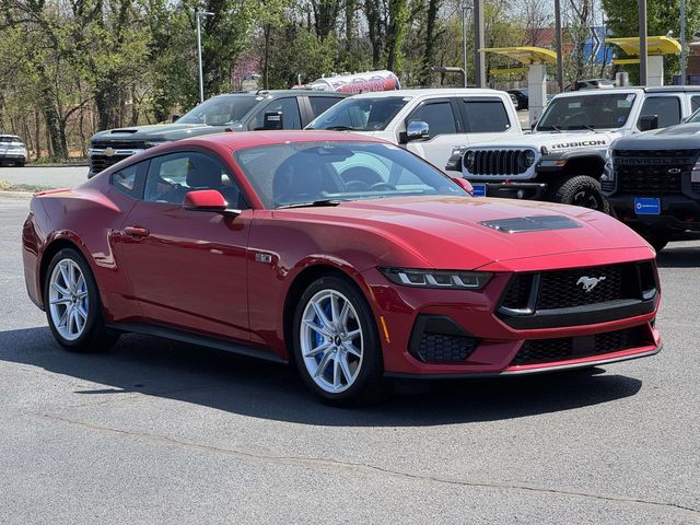 Rapid Red Metallic Tinted Clearcoat 2024 Ford Mustang GT Premium Fastback RWD Coupe Rear-Wheel Drive 6-Speed Manual